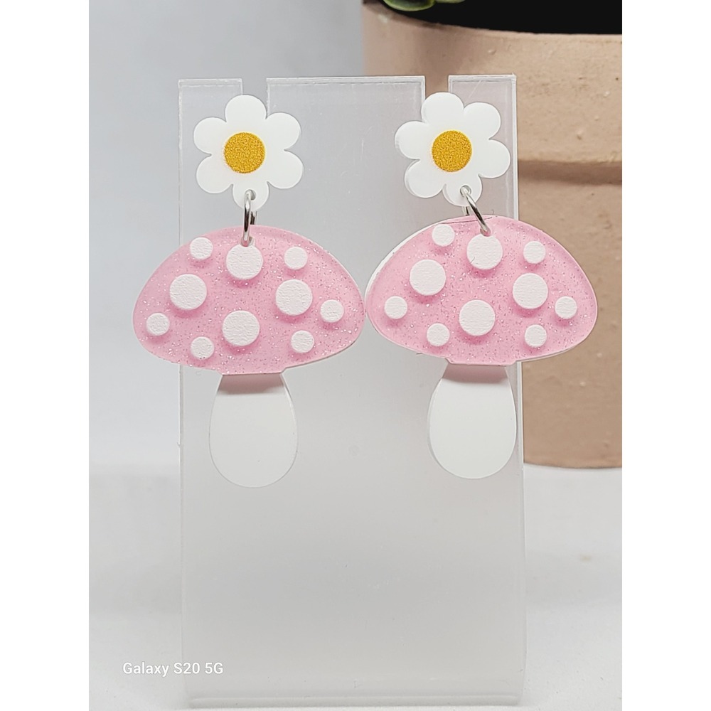 Pink Glitter Mushroom Daisy Drop Earrings‎ White Polka Dot Toadstool Cottagecore